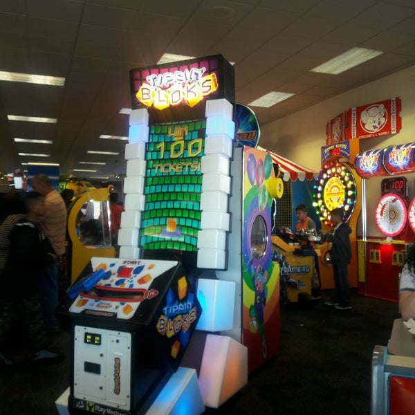 Chuck E. Cheese - 11 tips