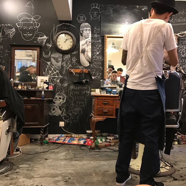 11/4/2016 tarihinde Kevin W S K.ziyaretçi tarafından Hair House Barbershop by Adam Chan'de çekilen fotoğraf