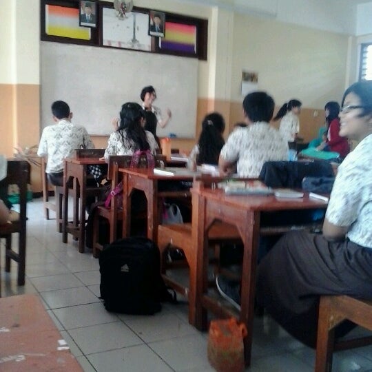 Foto tomada en SMA Negeri 14 Surabaya  por Chainina S. el 9/28/2012