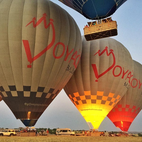 Foto tirada no(a) Voyager Balloons por Halis A. em 8/14/2015
