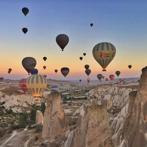 Photo taken at Voyager Balloons by Halis A. on 9/16/2015