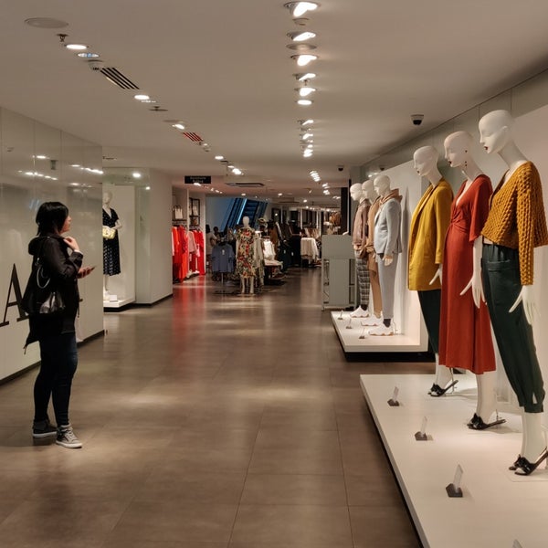 Zara - Clothing Store in Merano