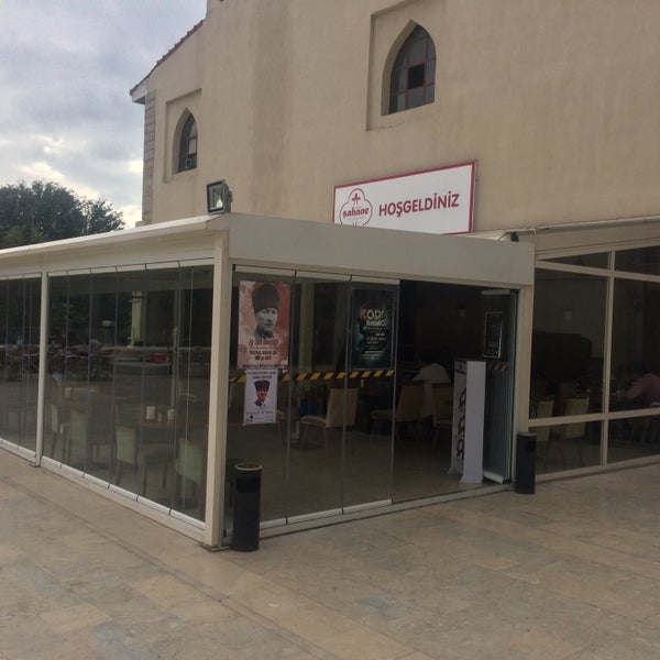 Photo taken at Şahane Cafe&amp;Restaurant by Arif G. on 10/6/2016