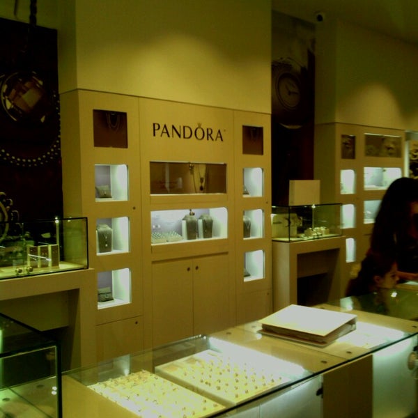 Pandora Store Westfield Brandon