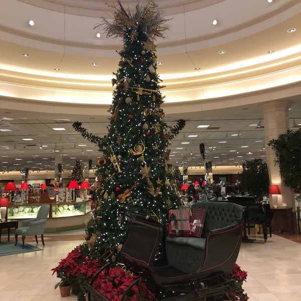 Von Maur at Castleton Square - A Shopping Center in Indianapolis