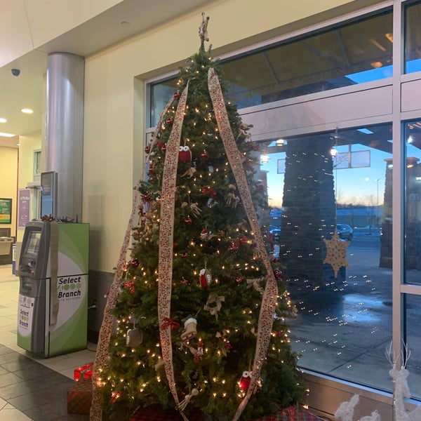 Photo taken at South Somerset Service Plaza by Darla on 12/21/2019