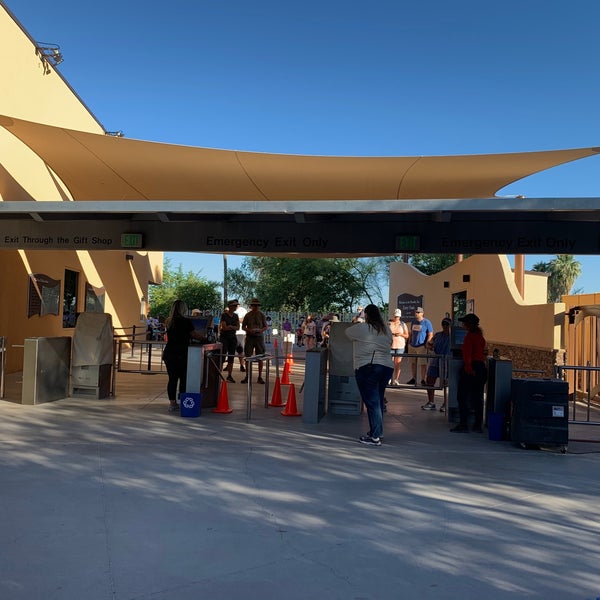 รูปภาพถ่ายที่ Phoenix Zoo โดย Ash P. เมื่อ 6/14/2020