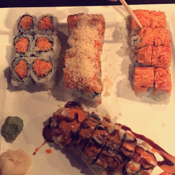 Photo taken at Sushi Kingdom by Kelly on 9/20/2017