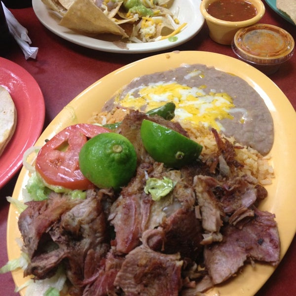 Photo taken at Los Sanchez Restaurant by Claudio on 6/23/2013