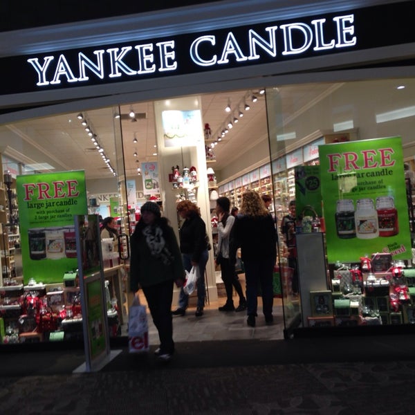 Yankee Candle Company Downtown Providence 104 Providence Pl