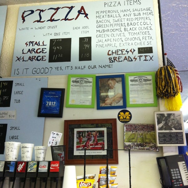 Photo taken at Pizza Bob&#39;s by Mary on 3/29/2013