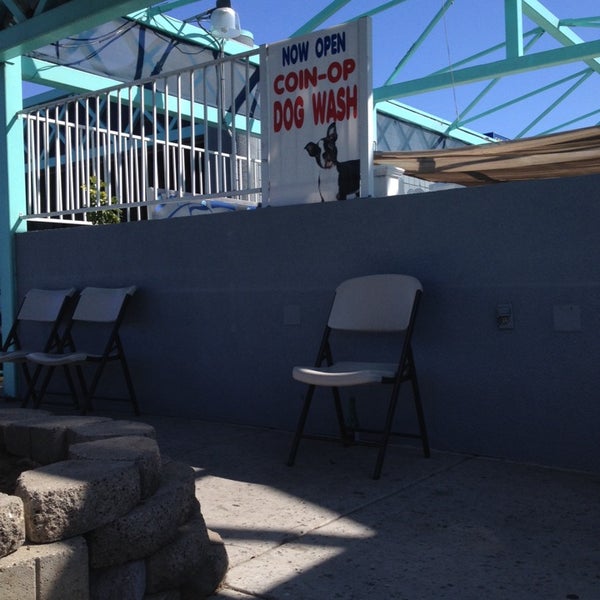 Rosecrans Car Wash Car Wash and Detail in Midway District