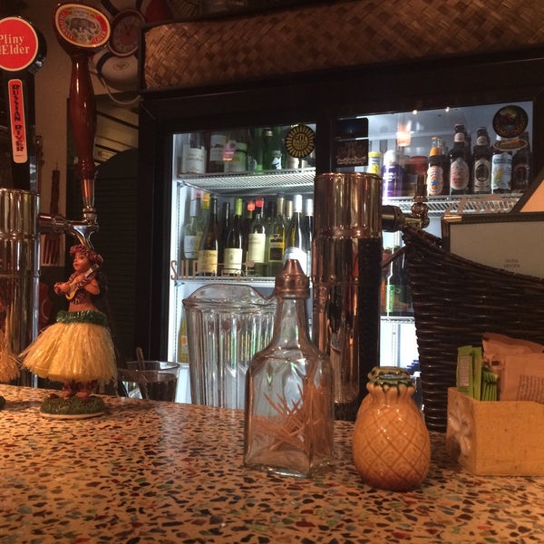 Das Foto wurde bei Freshies Restaurant &amp; Bar von billy o. am 5/7/2015 aufgenommen
