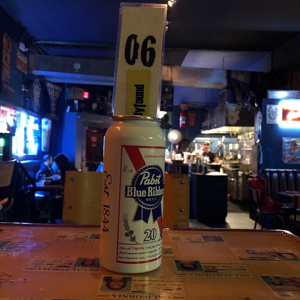 5/2/2019 tarihinde Jono K.ziyaretçi tarafından Bender&#39;s Bar &amp; Grill'de çekilen fotoğraf