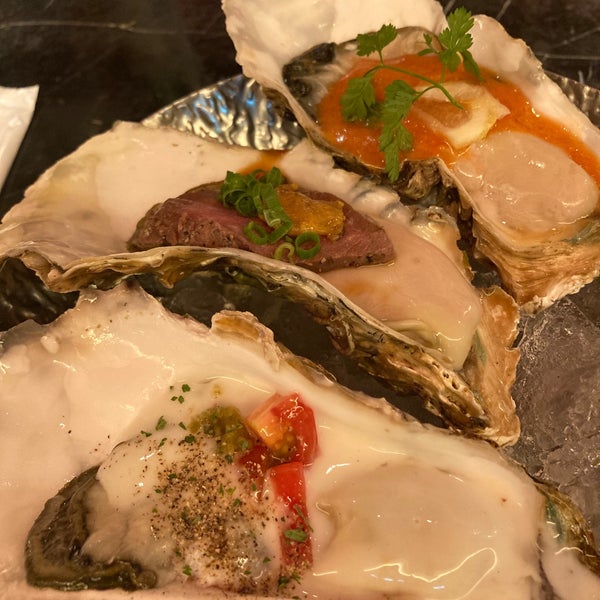 Photo taken at THE CAVE DE OYSTER TOKYO by HiveB on 6/22/2021