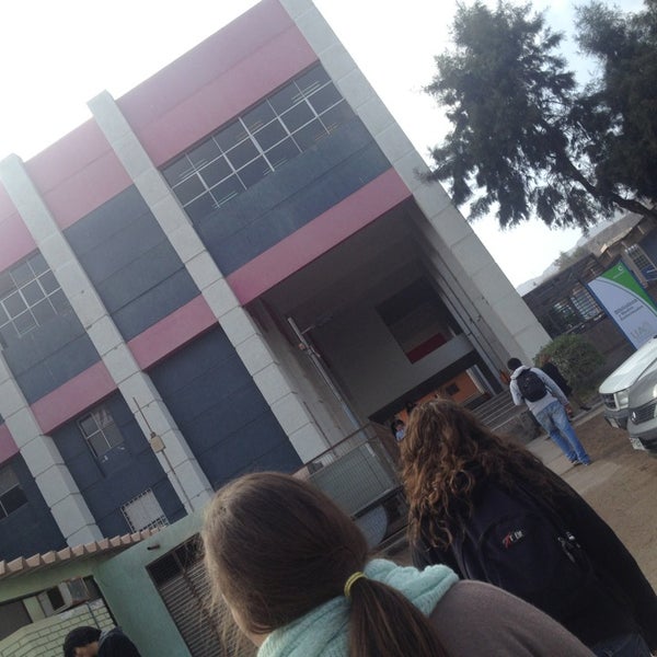 Das Foto wurde bei Universidad de Antofagasta von Juan P. am 7/12/2013 aufgenommen
