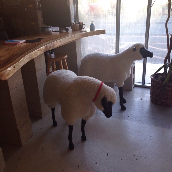 Photos at The Box Jelly (Now Closed) Ala Moana Kakaako 1 tip