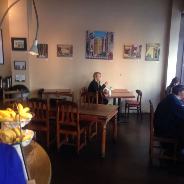 Photo taken at Bread and Cocoa by Stefan M. on 4/25/2015