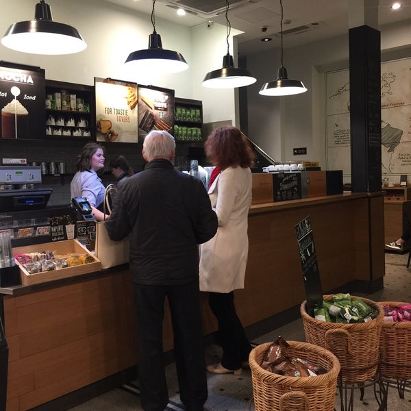 Photo taken at Starbucks by JaOh J. on 4/11/2019