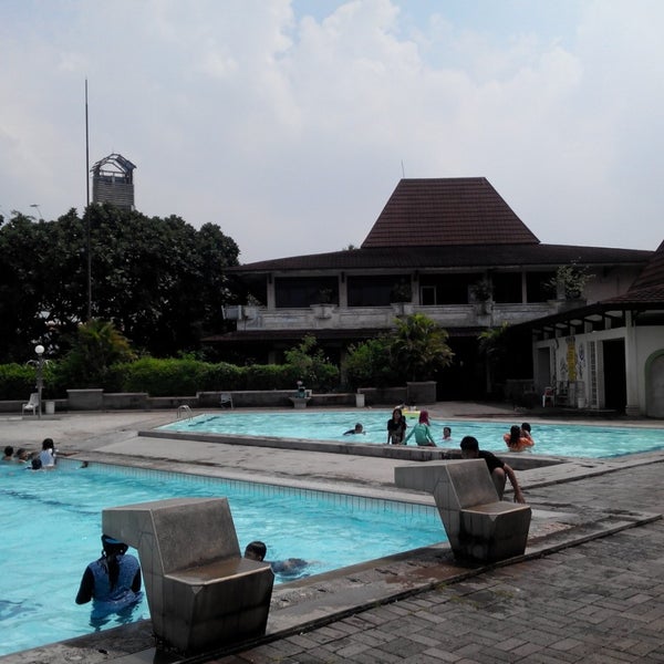 Foto Di Kolam Renang Taman Alfa Indah Kembangan 0 Tips
