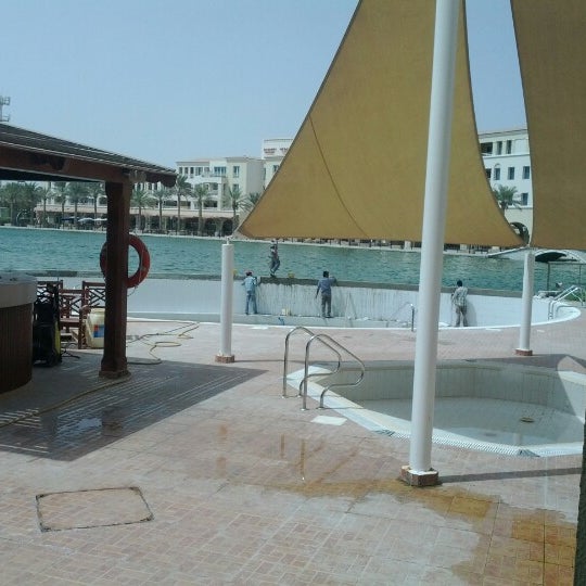 Foto tomada en Courtyard by Marriott Dubai, Green Community  por Vincent N. el 9/25/2012