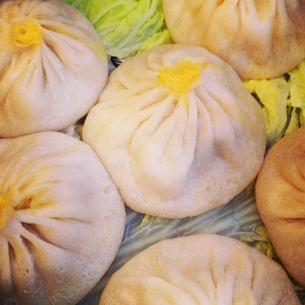 Das Foto wurde bei Shanghai Cuisine 33 von Christina L. am 10/13/2014 aufgenommen