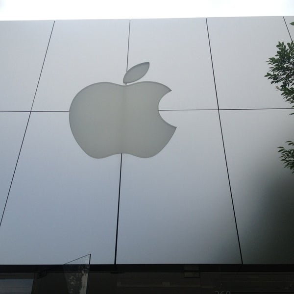 Photos at Apple Southlake Town Square Electronics Store