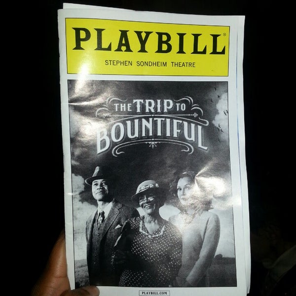 5/9/2013 tarihinde Nicole M.ziyaretçi tarafından The Trip to Bountiful Broadway'de çekilen fotoğraf