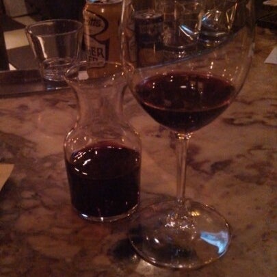 Снимок сделан в Lala&#39;s Wine Bar &amp; Pizzeria пользователем Jessica 2/4/2013