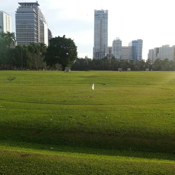 Photo taken at Senayan Golf Driving Range by Andrie W. on 3/29/2013