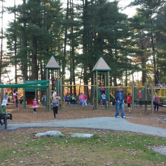 Photos at Livingston Park North End 12 tips