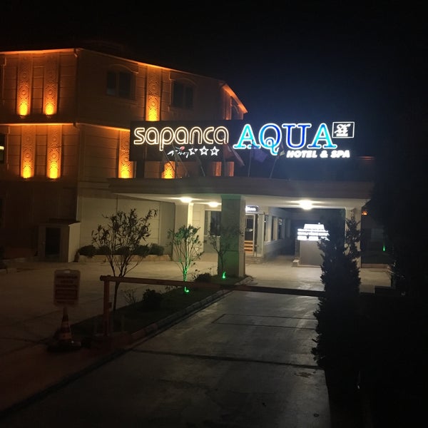 Photo taken at Sapanca Aqua Hotel by Enes Ay on 2/11/2019