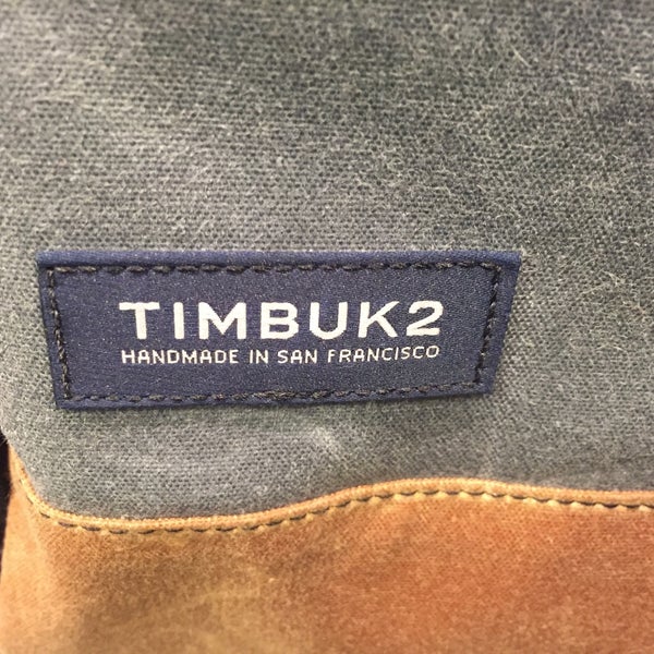 รูปภาพถ่ายที่ Timbuk2 โดย Brennan S. เมื่อ 3/6/2016