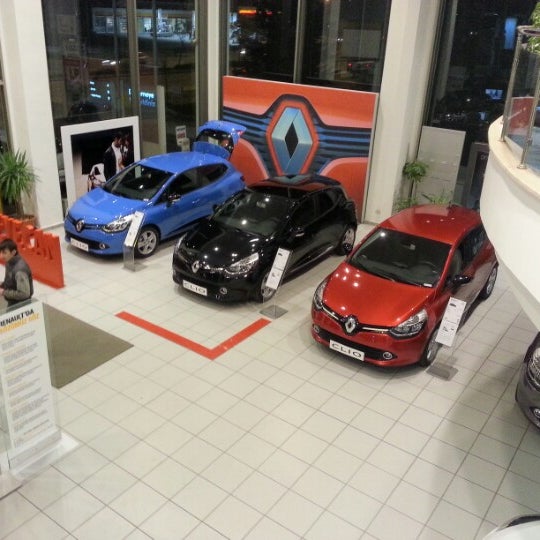 Foto tomada en Akbak Renault Plaza  por Abdullah Cihat A. el 12/5/2012