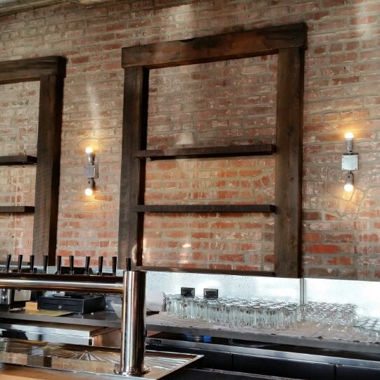 Beer Shed at The Dock (Now Closed) West Oakland 3 tips from 131