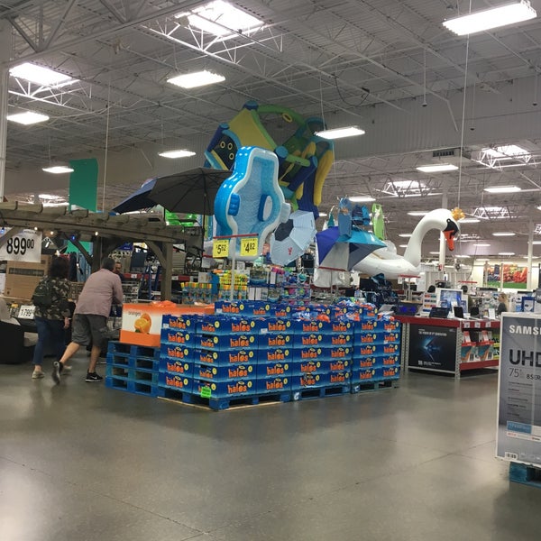 Photos at Sam's Club 17 tips from 1079 visitors