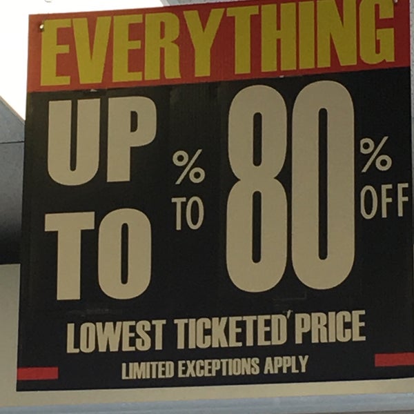 RadioShack (Now Closed) Electronics Store in West Anaheim