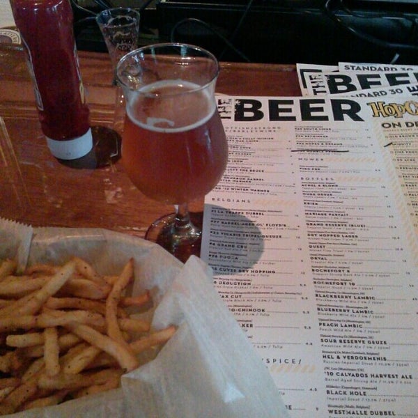 HopCat Broad Ripple Indianapolis, IN