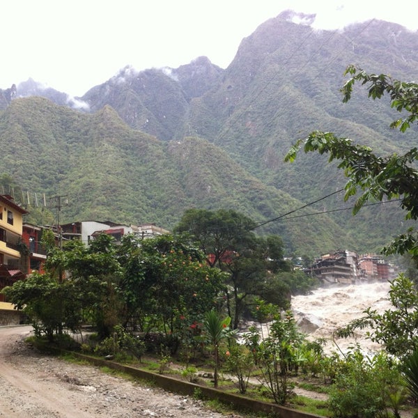 Foto scattata a Sumaq Machu Picchu Hotel da Jeanie A. il 2/22/2013