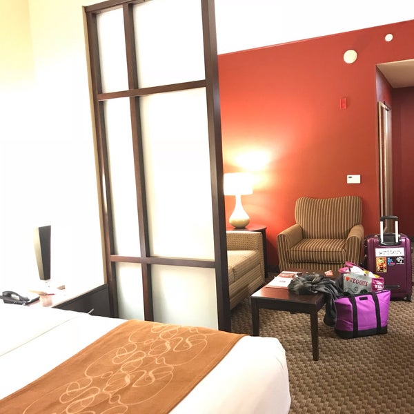 Photos At Comfort Suites West Of The Ashley 2080 Savannah Hwy
