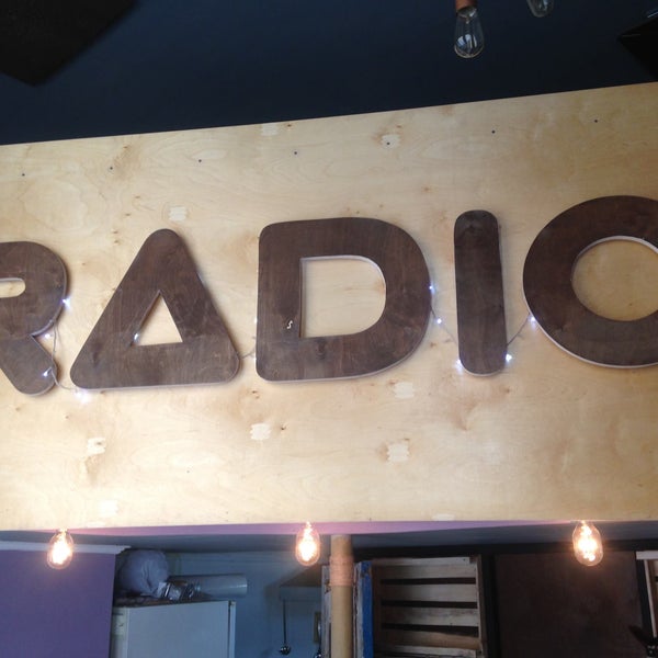 10/23/2016에 Radio Cafe&amp;Bar님이 Radio Cafe&amp;Bar에서 찍은 사진