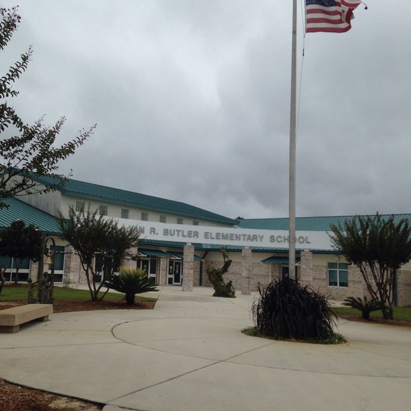 Van R Butler Elementary School 2 tips from 46 visitors
