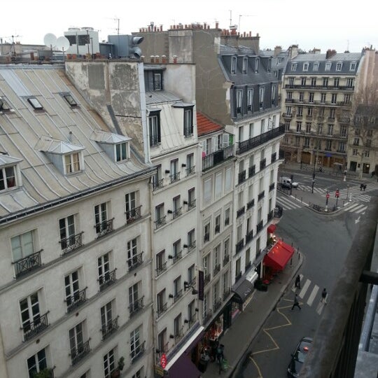 Foto tomada en K+K Hotel Cayré Paris  por Cathy R. el 3/7/2013