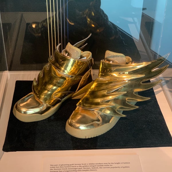 Photo taken at The Bata Shoe Museum by Adrienne C. on 11/22/2018