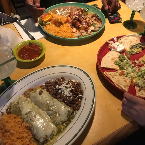 Cute local Mexican restaurant. Large variety of options on menu, and portion sizes are large! Free chips & dip on arrival. Recommend the veggie enchiladas, tasty and good value! House margarita also!