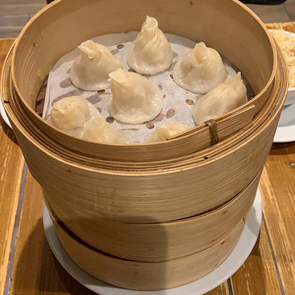 Снимок сделан в Beijing Dumpling пользователем Sarah U. 3/23/2019