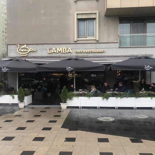 รูปภาพถ่ายที่ Lamba Cafe &amp; Restaurant โดย Abdurrahman Ö. เมื่อ 1/24/2018