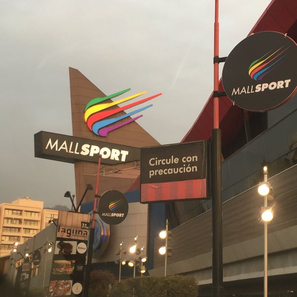 Foto scattata a Mall Sport da 0ctavi0 B. il 9/16/2016