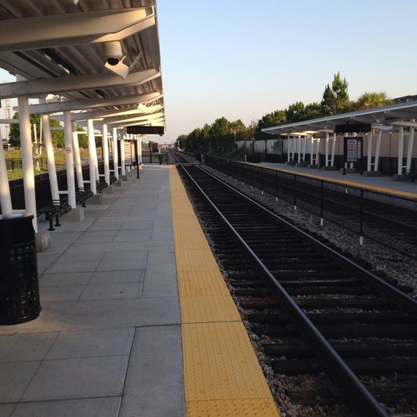Foto diambil di SunRail Station Sanford oleh Kraig K. pada 5/22/2014