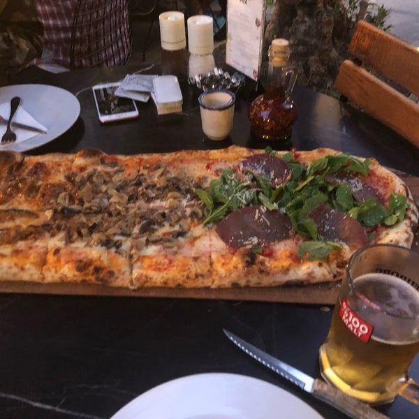 Photo taken at Metre Pizza by Şafak on 9/15/2019
